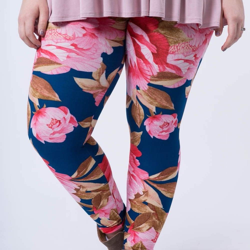 NWT  Agnes & Dora Florabunda Leggings Size SMALL